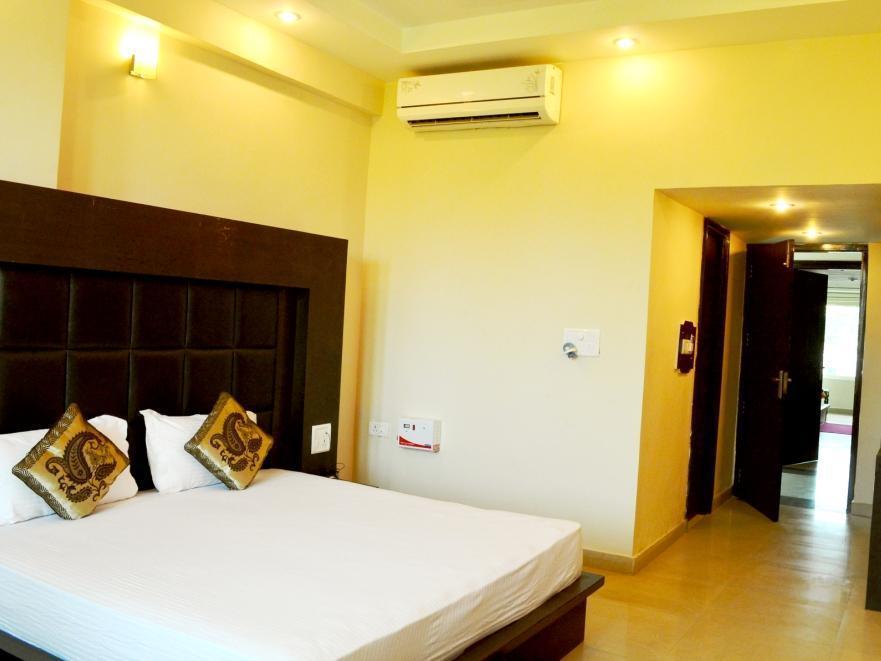 The Great Ananda Hotel Haridwar Bagian luar foto
